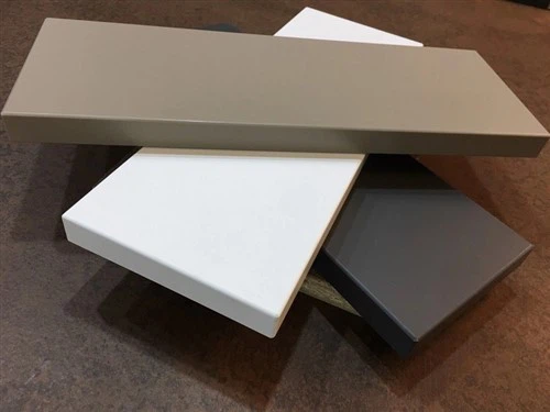 Küchenschranktüren aus Acryl